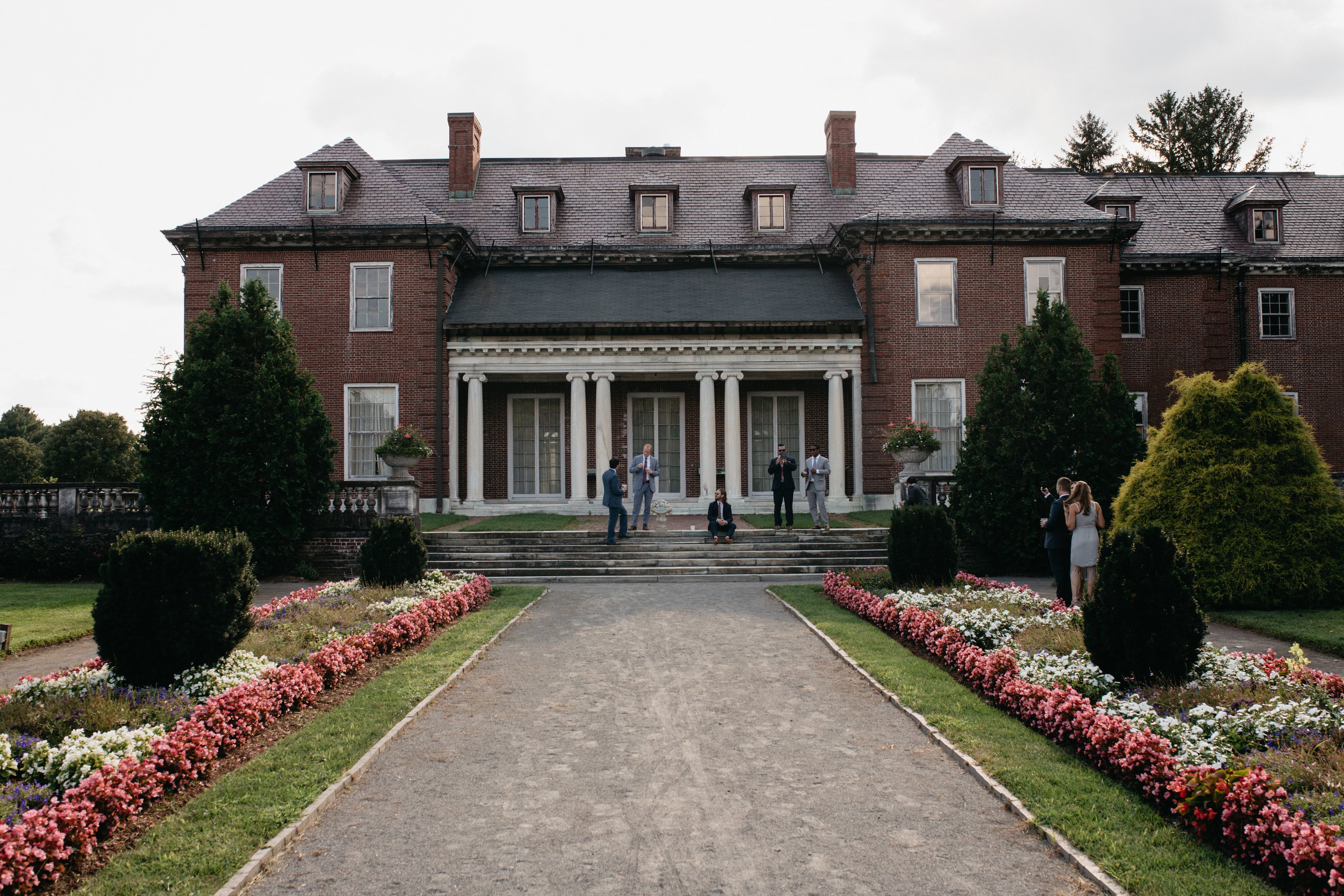 the-garden-at-elm-bank-massachusetts-horticultural-society